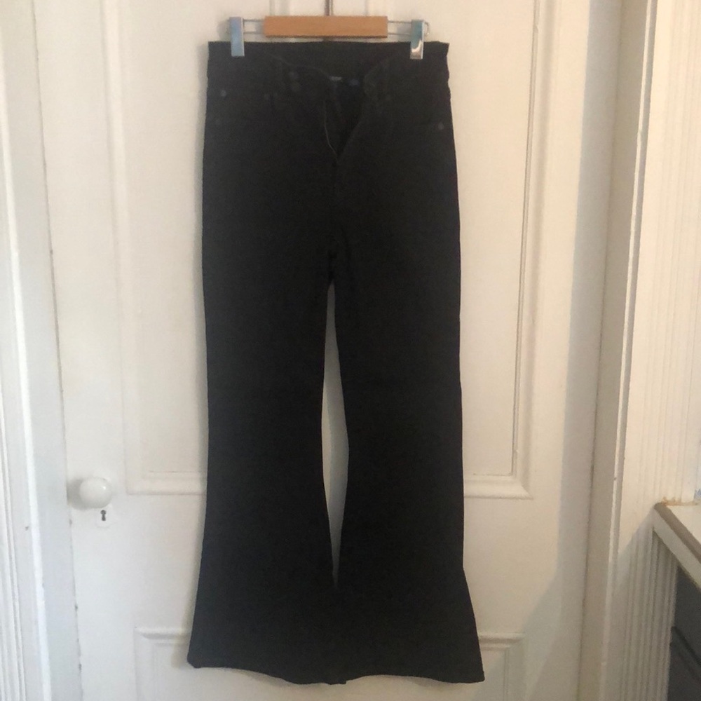American Eagle flare jean